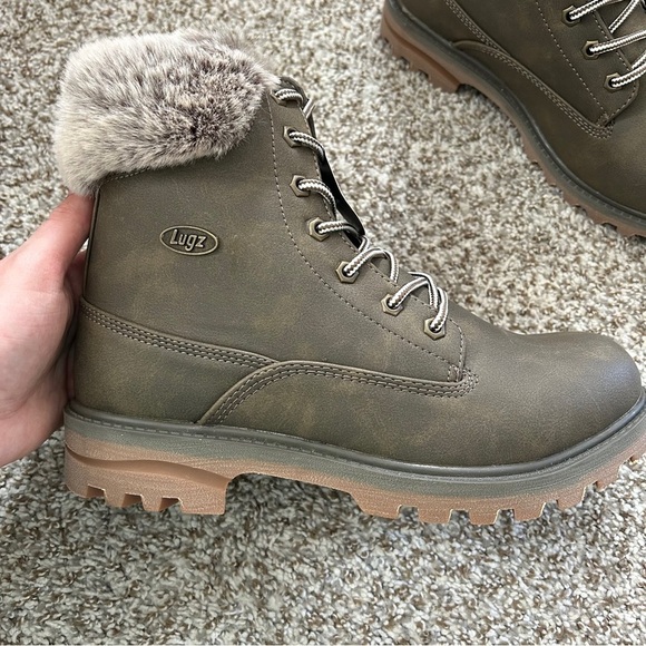 NWT Lugz Flexastride Memory Foam Comfort Insole Faux Fur Fashion Boot Size 10 - Picture 7 of 8